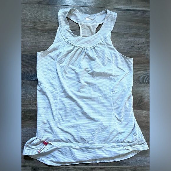 lululemon racerback tank top size 6 - Picture 1 of 5